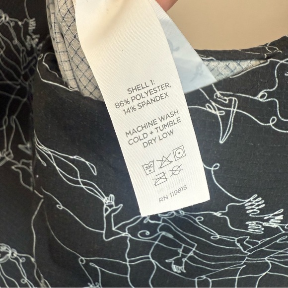 OISELLE Black & White Running Cap Sleeve Scoop Back Top Tee Shirt Women’s 4 - Picture 6 of 7